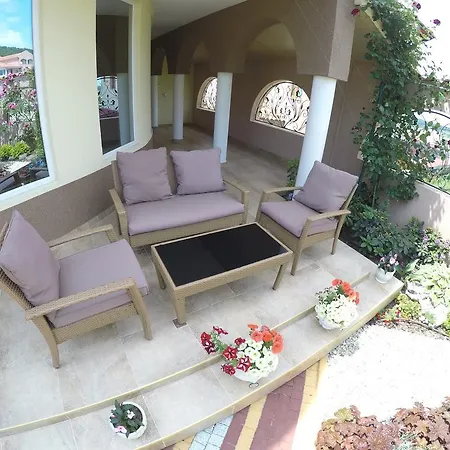 Vp Intsaraki Saint Vlas Villa Sveti Vlas