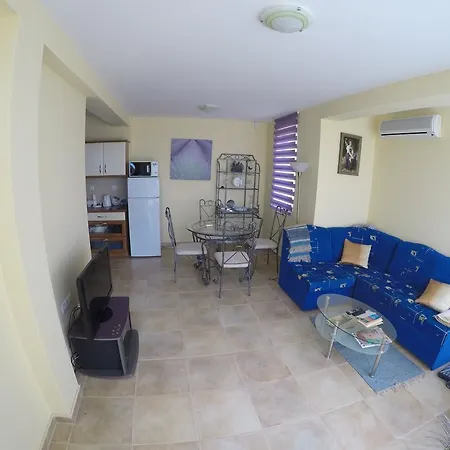 Vp Intsaraki Saint Vlas Villa